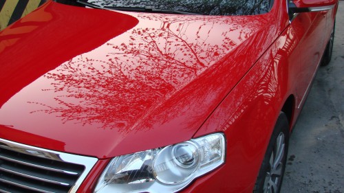 Автомобиль полированный жидким стеклом