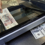 Где сегодня можно выгодно купить доллары в Москве