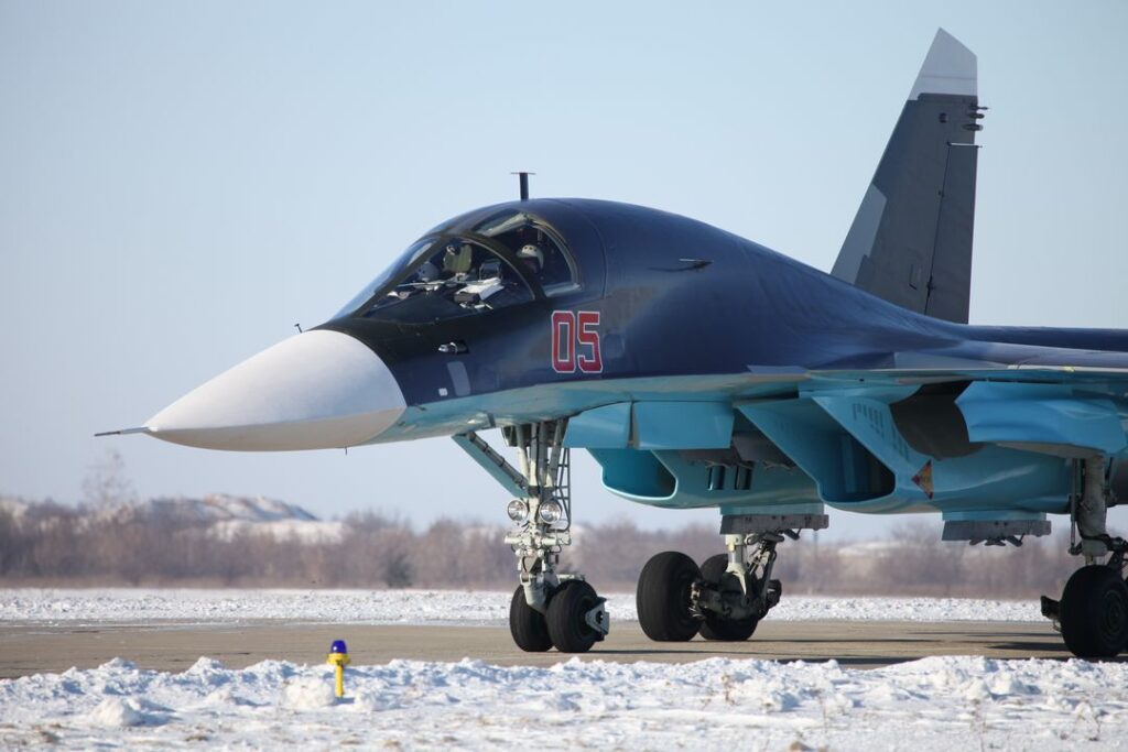 Су-34 готовится к вылету