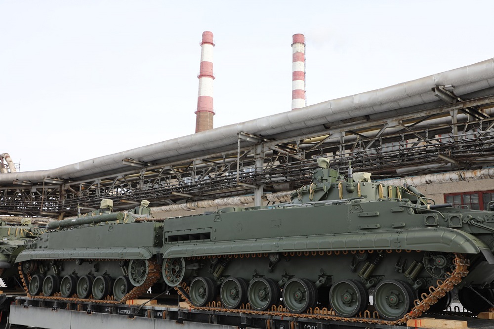 Курганмашзавод отгрузил Министерству обороны РФ уже вторую партию боевых машин пехоты БМП-3